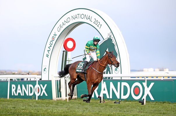 Minella Times ridden by Rachael Blackmore wins Grand National 2021