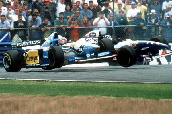 Damon Hill & Michaeal Schumacher Crash Silverstone 1995