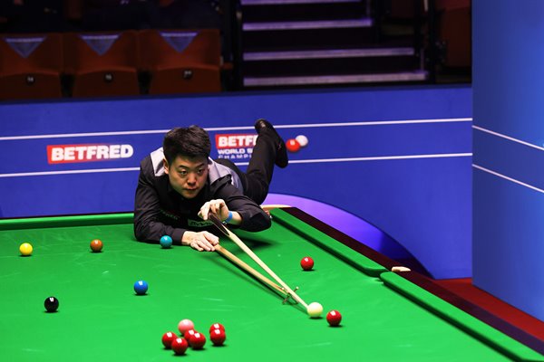 Liang Wenbo China World Snooker Crucible Theatre Sheffield 2021