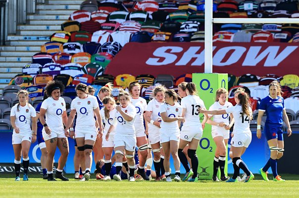 England celebrate Poppy Cleall try v France Women's Six Nations 2021