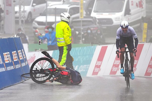 Geraint Thomas falls as Michael Woods wins Stage 4 Tour De Romandie 2021 