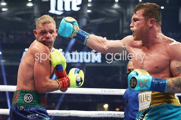 Canelo Alvarez beats Billy Joe Saunders World Title Boxing Texas 2021