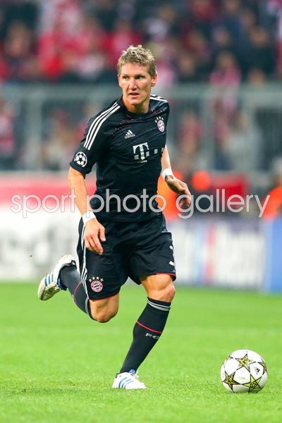Bastian Schweinsteiger - FC Bayern Muenchen v Valencia CF