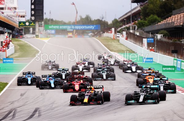 Max Verstappen passes Lewis Hamilton Corner 1 F1 Spain 2021