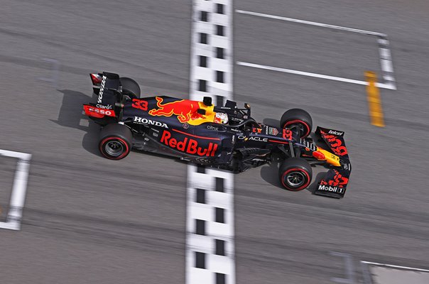 Max Verstappen Netherlands finish line Spain F1 Grand Prix 2021
