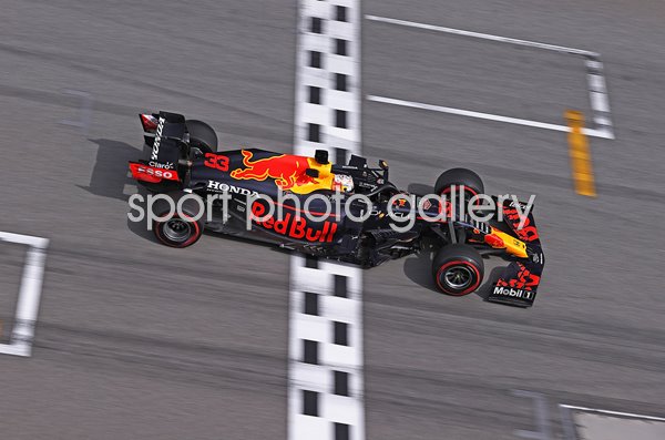 Max Verstappen Netherlands finish line Spain F1 Grand Prix 2021