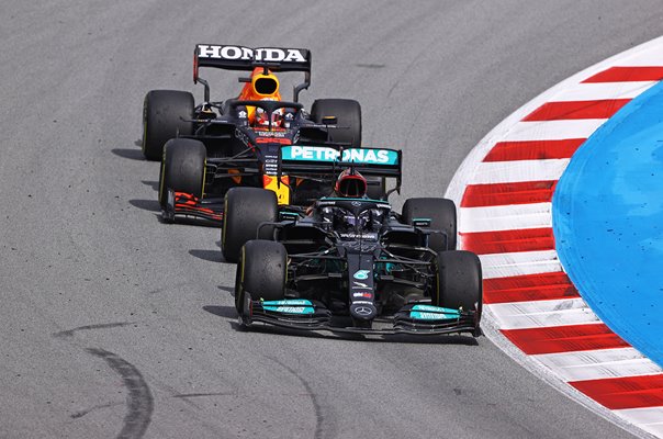 Lewis Hamilton leads Max Verstappen Spain F1 Grand Prix 2021