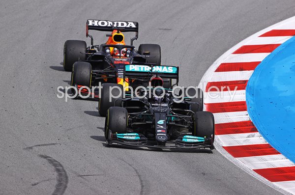 Lewis Hamilton leads Max Verstappen Spain F1 Grand Prix 2021