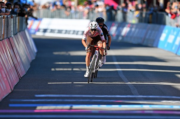Andrea Vendrame Italy sprint Stage 12 Giro d'Italia 2021
