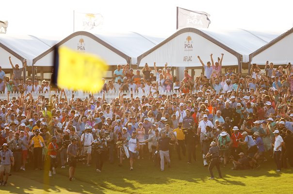 Huge Crowds celebrate Phil Mickelson USPGA win Kiawah Island 2021