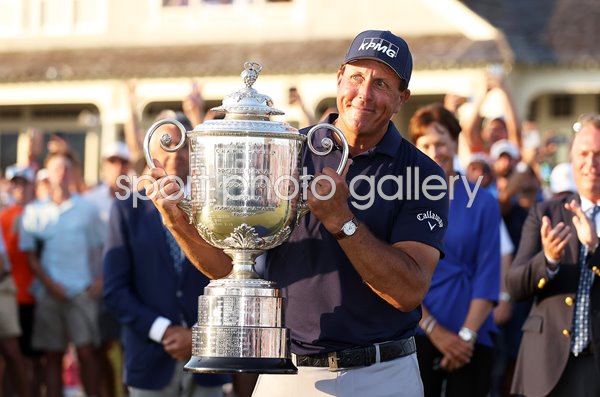 Phil Mickelson 50 years old oldest Major Champion in golf history 2021