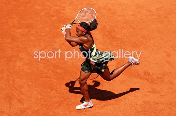 Coco Gauff USA power backhand French Open Paris 2021