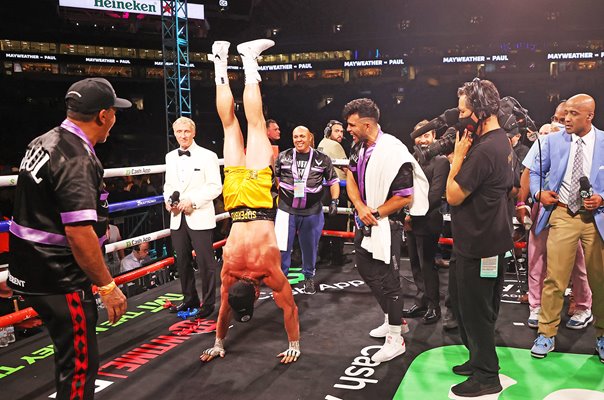 Logan Paul Handstand after Floyd Mayweather fight Miami 2021