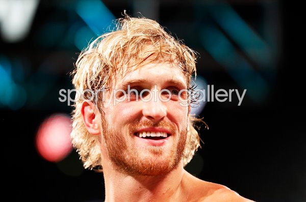 Logan Paul v Floyd Mayweather Miami 2021