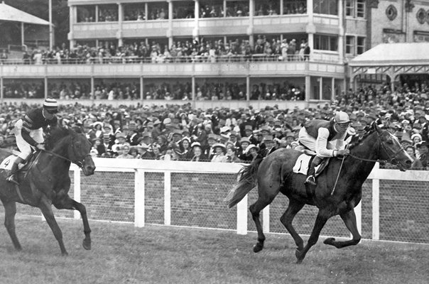 Right Boy ridden by Lester Piggott Ascot 1958