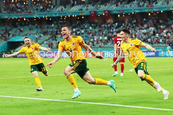 Connor Roberts Wales celebrates goal v Turkey Baku Euro 2020