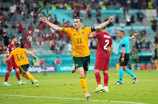 Gareth Bale Wales celebrates v Turkey Baku Euro 2020 