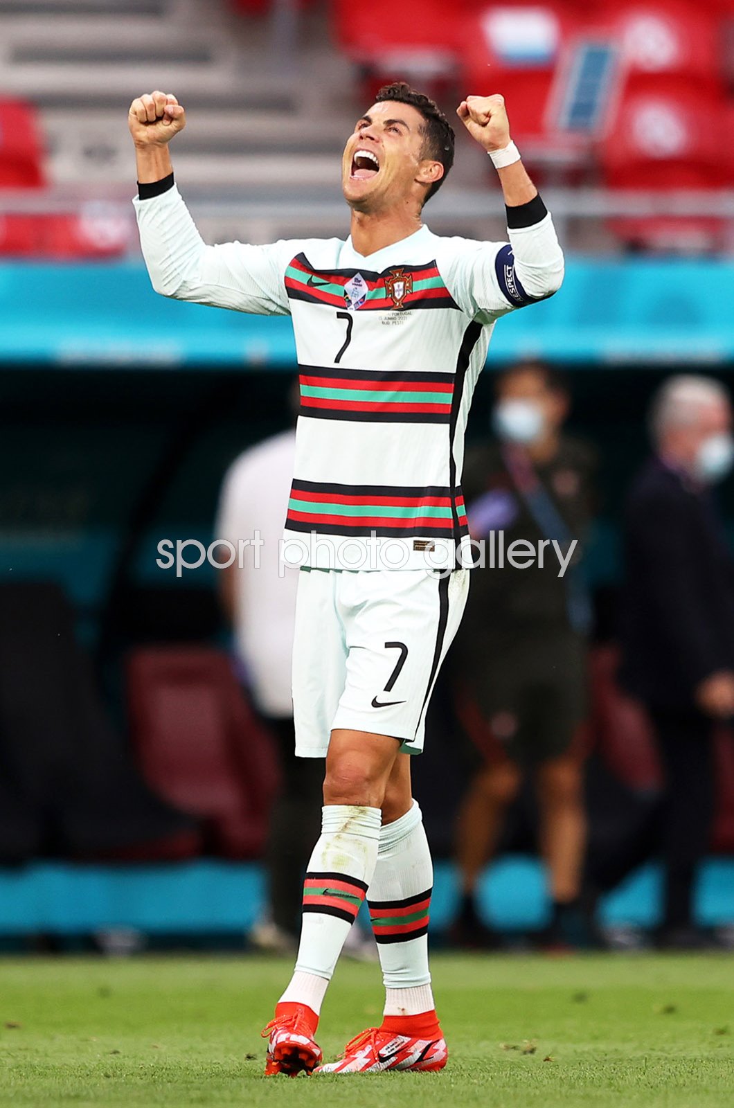 Cristiano Ronaldo Portugal Celebrates V Hungary Euro 2020 2021 Images 