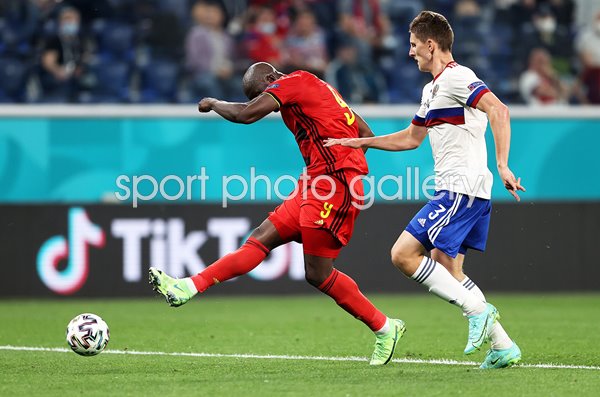 Romelu Lukaku Belgium scores v Russia Euro 2020