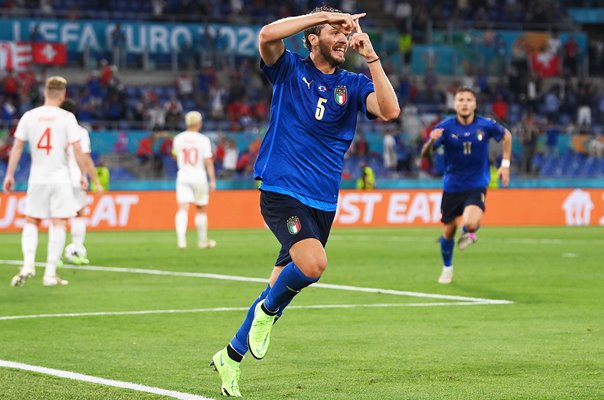 Manuel Locatelli Italy scores v Switzerland Rome Euro 2020 
