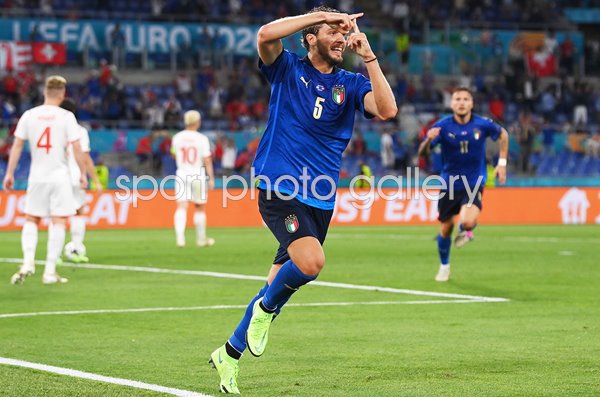 Manuel Locatelli Italy scores v Switzerland Rome Euro 2020 