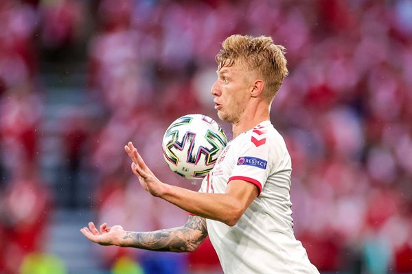 Daniel Wass Denmark in control v Russia Euro 2020 