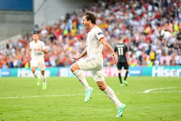 Mikel Oyarzabal Spain celebrates goal v Croatia Last 16 Euro 2020