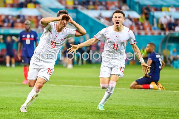 Mario Gavranovic Switzerland celebrates v France Last 16 Euro 2020