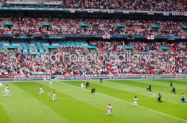 England v Germany take the knee Wembley Euro 2020