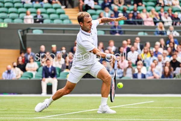 Dan Evans Great Britain in control v Dusan Lajovic Wimbledon 2021