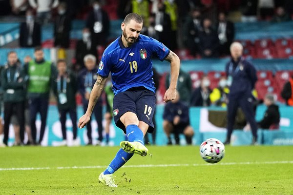 Leonardo Bonucci Italy penalty v Spain Semi Final Euro 2020 