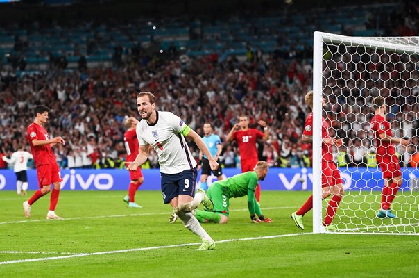 Harry Kane England celebrates winner v Denmark Semi-final Euro 2020
