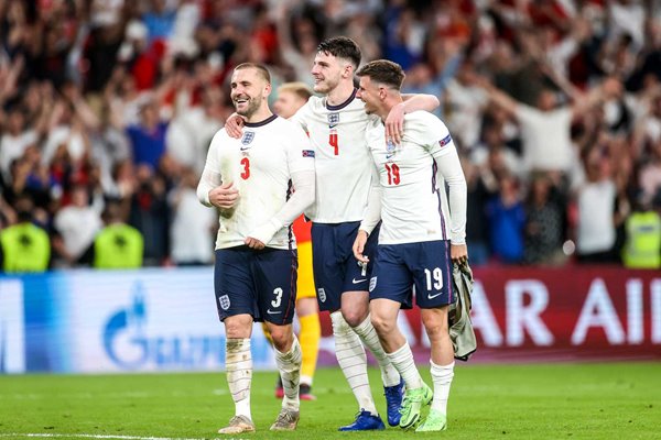 Luke Shaw Declan Rice & Mason Mount England celebrate Wembley Euro 2020 