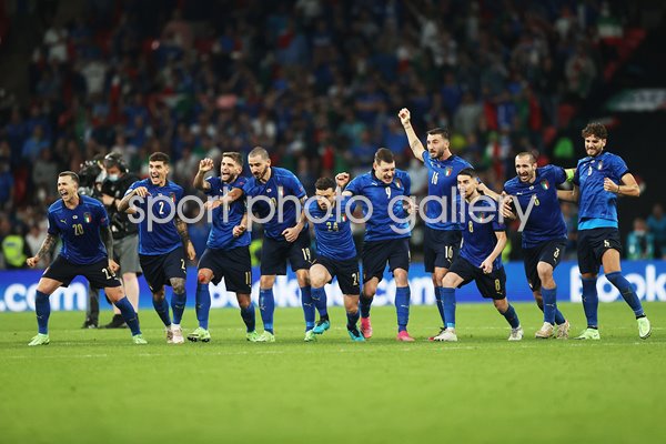 Italy players celebrate winning moment Euro 2020 Final