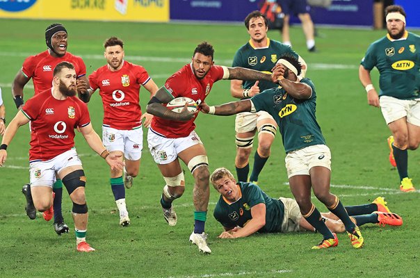 Courtney Lawes British & Irish Lions v Siya Kolisi South Africa Cape Town 2021