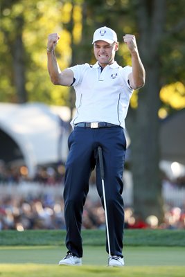 Martin Kaymer wins 14th point to retain Ryder Cup