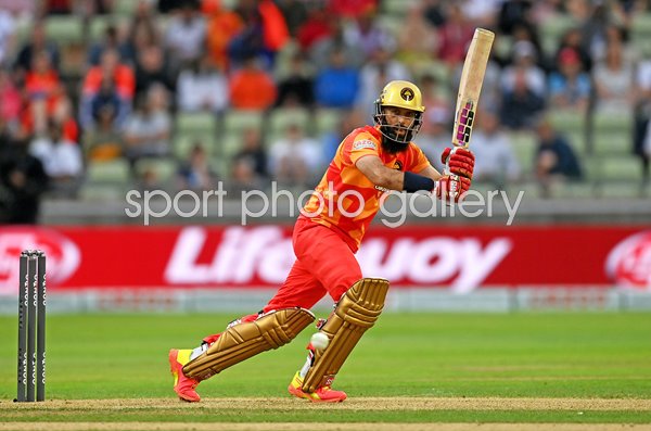 Moeen Ali Birmingham Phoenix bats v London Spirit Hundred 2021