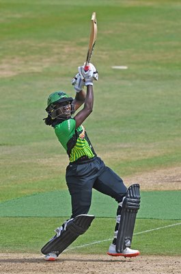 Stafanie Taylor Southern Brave bats v Trent Rockets Hundred 2021