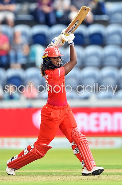 Hayley Matthews Welsh Fire v Southern Brave Hundred Cardiff 2021