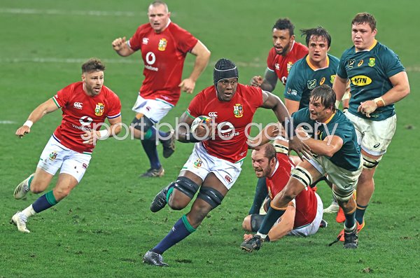 Maro Itoje British & Irish Lions breaks v South Africa 3rd Test 2021