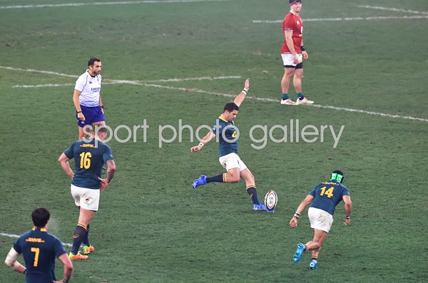 Morne Steyn South Africa kicks winning penalty v Lions 2021