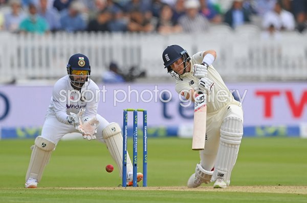 Joe Root England v Rishabh Pant India Lord's Test Match 2021