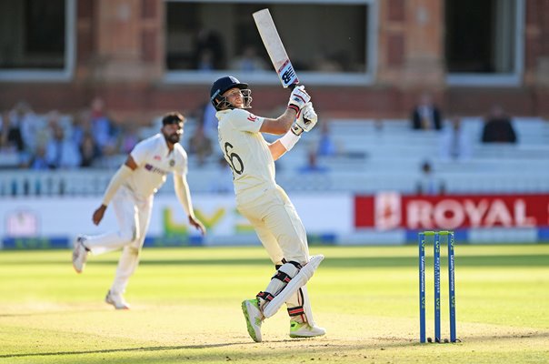 Joe Root England ramp shot v Mohammed Siraj India Lord's Test 2021
