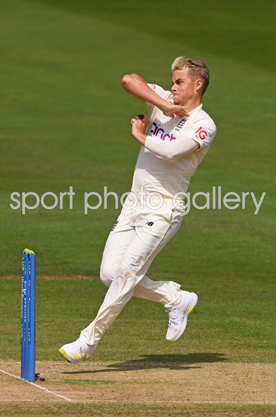 Sam Curran England bowls v India Lord's Test Match 2021