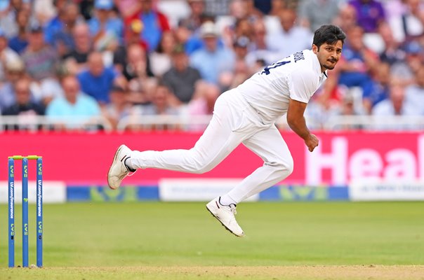 Shardul Thakur India bowls v England Trent Bridge 2021