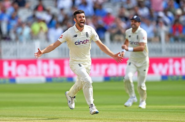 Mark Wood England celebrates wicket v India Lord's 2021