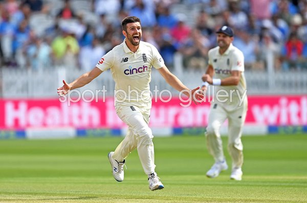 Mark Wood England celebrates wicket v India Lord's 2021