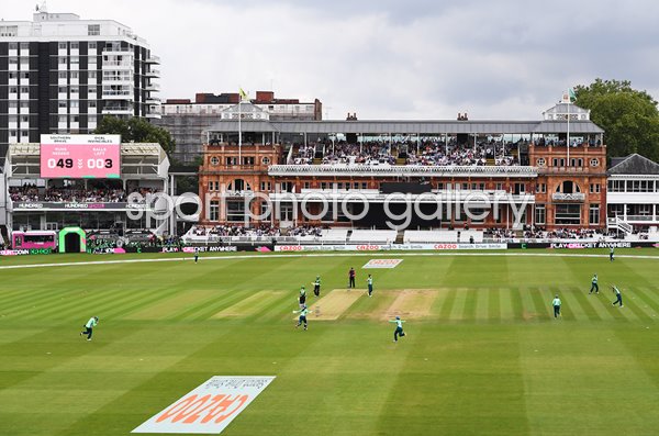 Marizanne Kapp Oval Invincibles Women winning wicket Hundred Final Lord's 2021