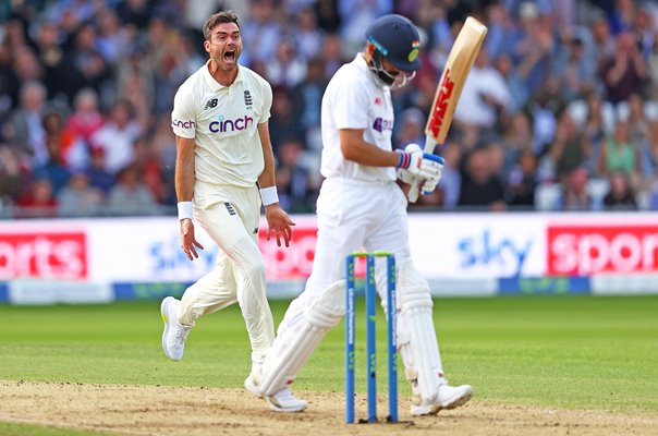 James Anderson England celebrates Virat Kohli India wicket Headingley 2021