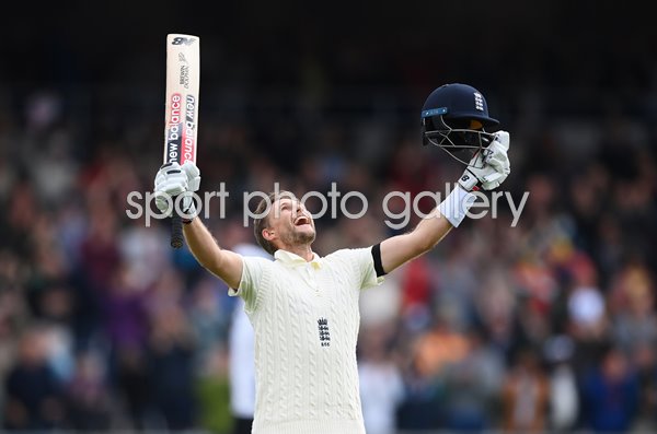 Joe Root England captain celebrates century England v India Headingley 2021